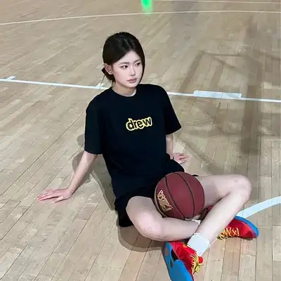 李山